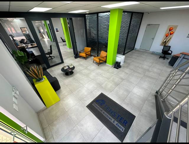 5,002M² WAREHOUSE TO LET IN COSMO BUSINESS PARK